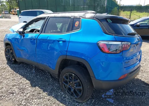 2024 Jeep Compass Latitude from USA, damaged, VIN 3C4NJDBN1RT126306